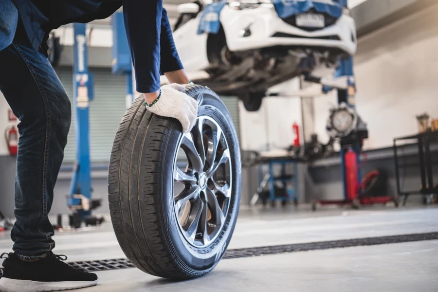 Understanding The Signs That Your Tires Need Rotation Springfield, IL Understanding The Signs That Your Tires Need Rotation Springfield, IL